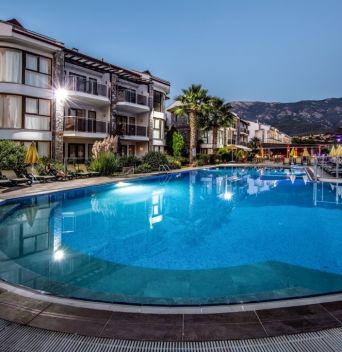 GOLDEN LIFE HEIGHTS SUITES